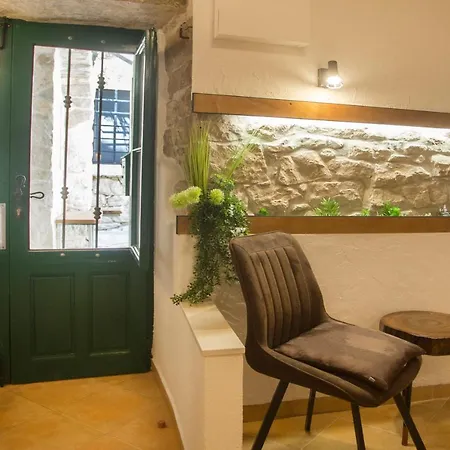 Natalia Old Town Σπλιτ