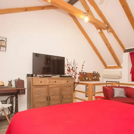 Natalia Old Town Сплит