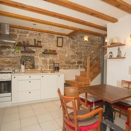 Διαμέρισμα Natalia Old Town *