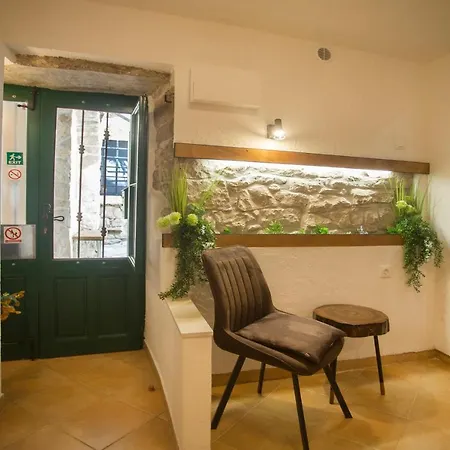 Natalia Old Town * Σπλιτ