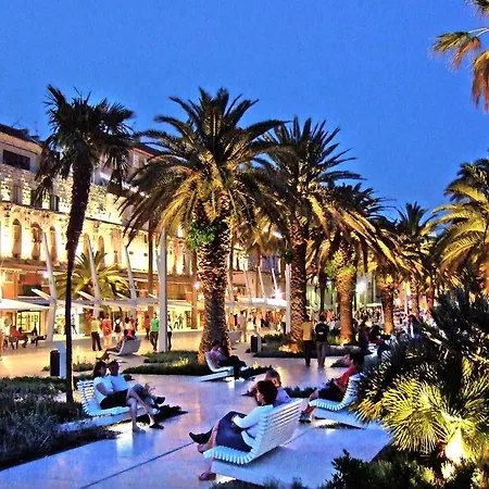 Апартаменты Natalia Old Town