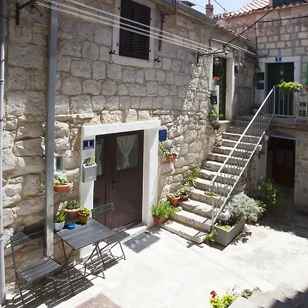 Διαμέρισμα Natalia Old Town *